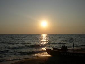 immagini di tramonto sul mare su Un Tramonto da Sabaudia 1, tramonto immagini, foto tramonto, foto al tramonto